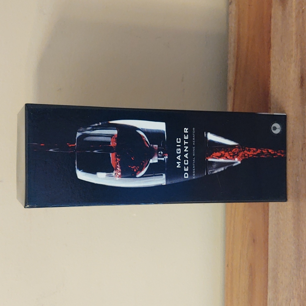 NEW Magic Decanter Red Wine Aerator